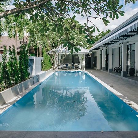 La Riva Boutique Hotel Kamphaeng Phet Exterior foto